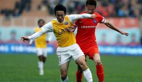 青岛中能与上海申鑫的激烈对决：一场不容错过的足球赛事-第2张图片-寰星运动网